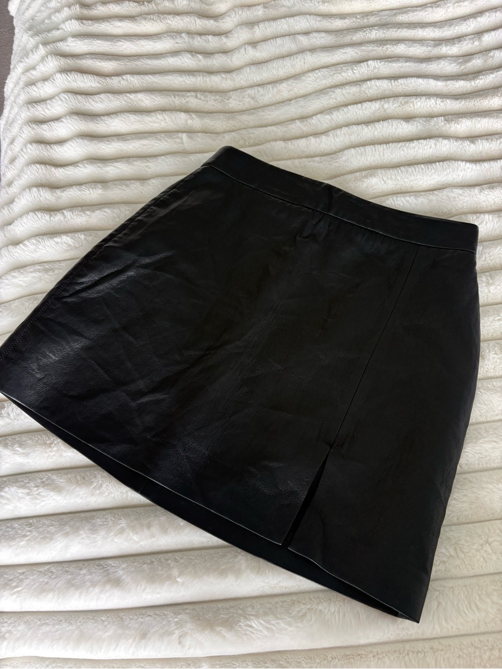 Wilfred Black Faux Leather Mini Skirt - Sleek A-Line Style